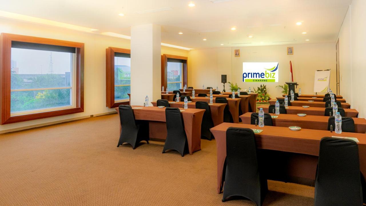 Primebiz Cikarang Hotel Exterior photo