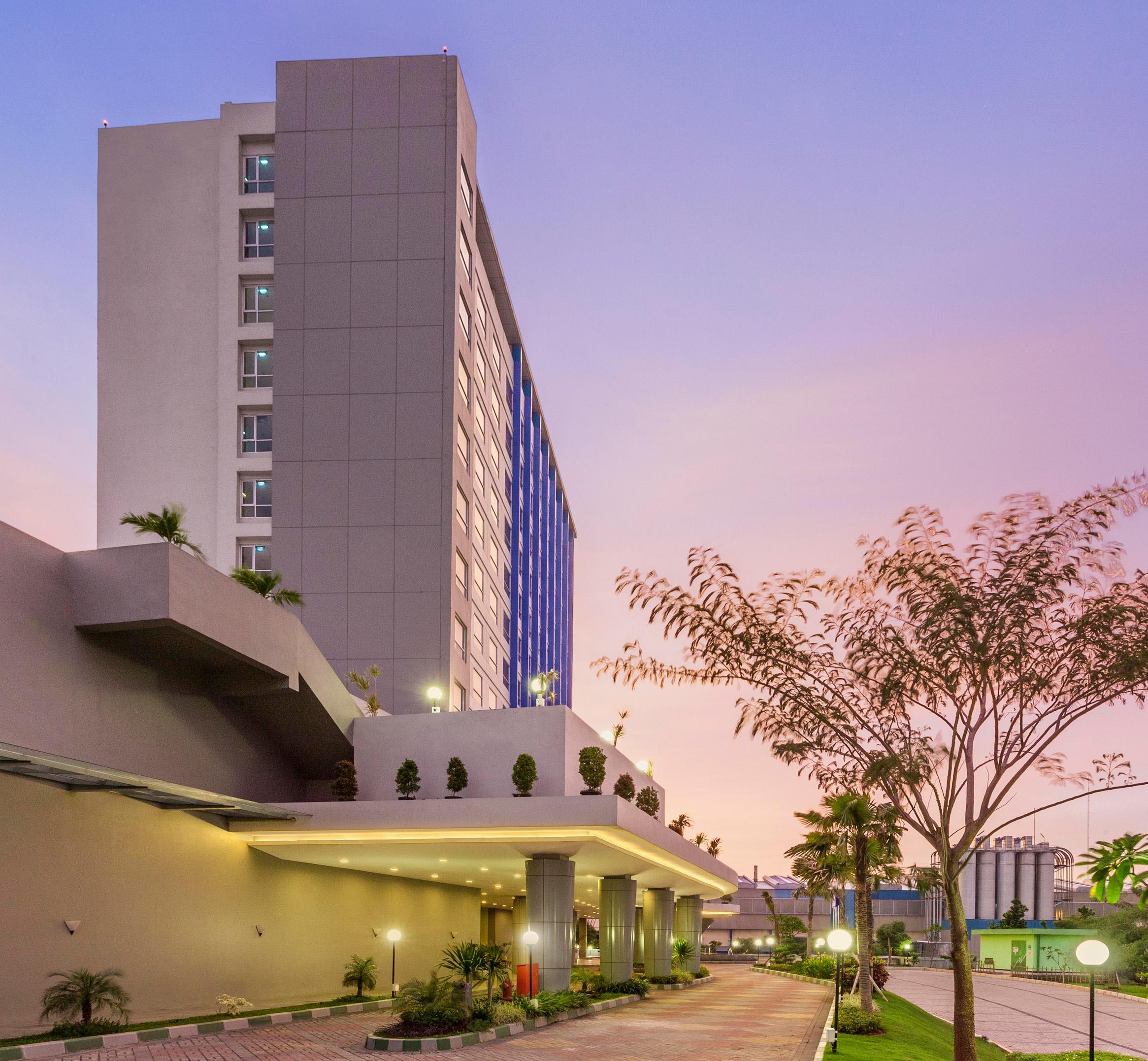 Primebiz Cikarang Hotel Exterior photo